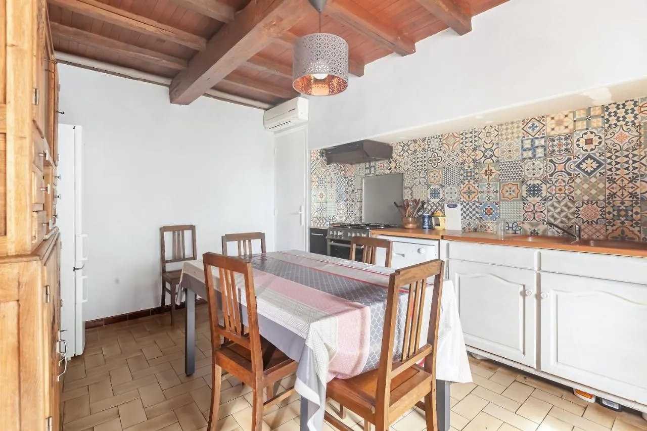Сasa de vacaciones Maison De Charme A Puycelsi Avec Jardin Et Barbecue Puycelci